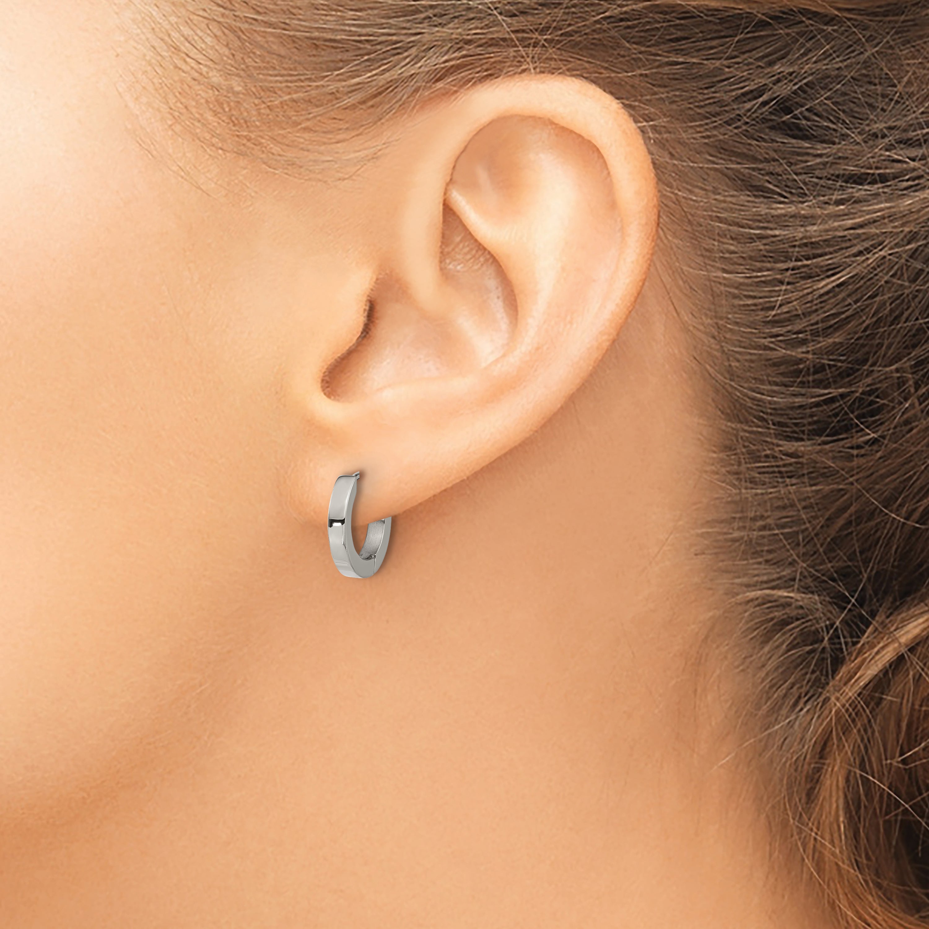 Chisel Titanium Polished 2.5mm Huggie Hoop Earrings