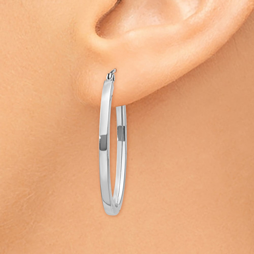 14K White Gold Oval Hoop Earrings
