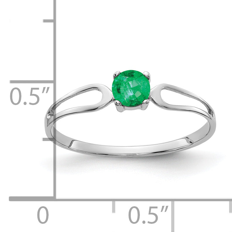 14k White Gold 4mm Emerald ring Secondary image
