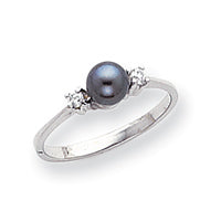 14K White Gold 5mm Black FW Cultured Pearl A Diamond ring