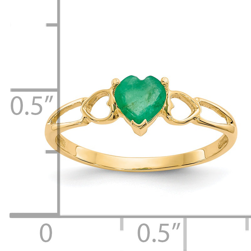 14k Emerald Birthstone Ring Secondary image