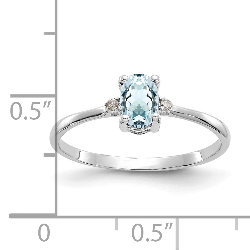 14k White Gold Diamond & Aquamarine Birthstone Ring