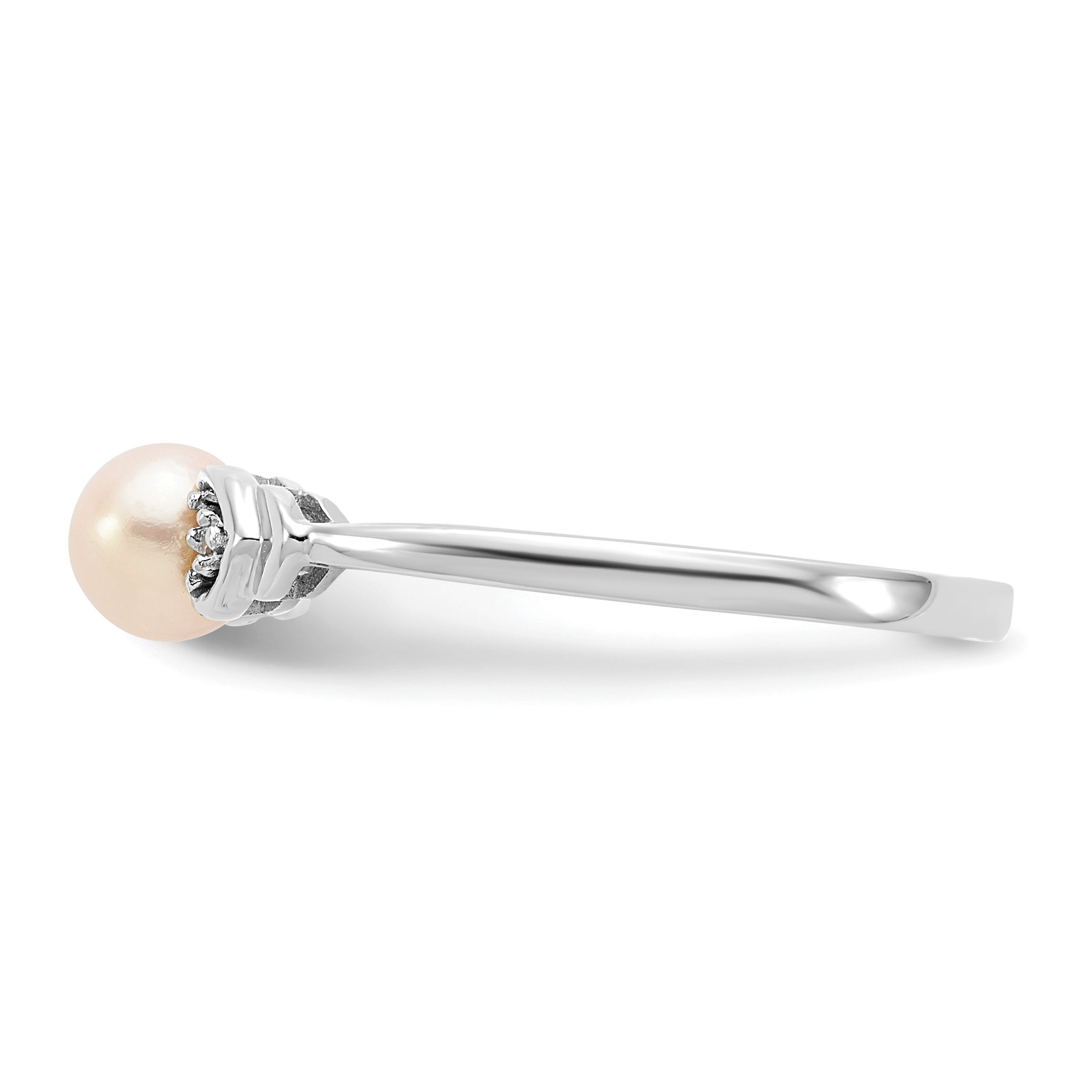 14k White Gold Fresh Water Cultured Pearl and Diamond Ring
