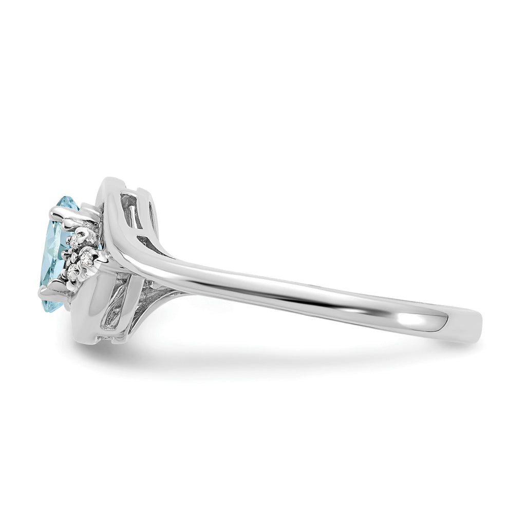 14k White Gold Aquamarine and Diamond Ring