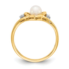 14k Fresh Water Cultured Pearl and Diamond Heart Ring