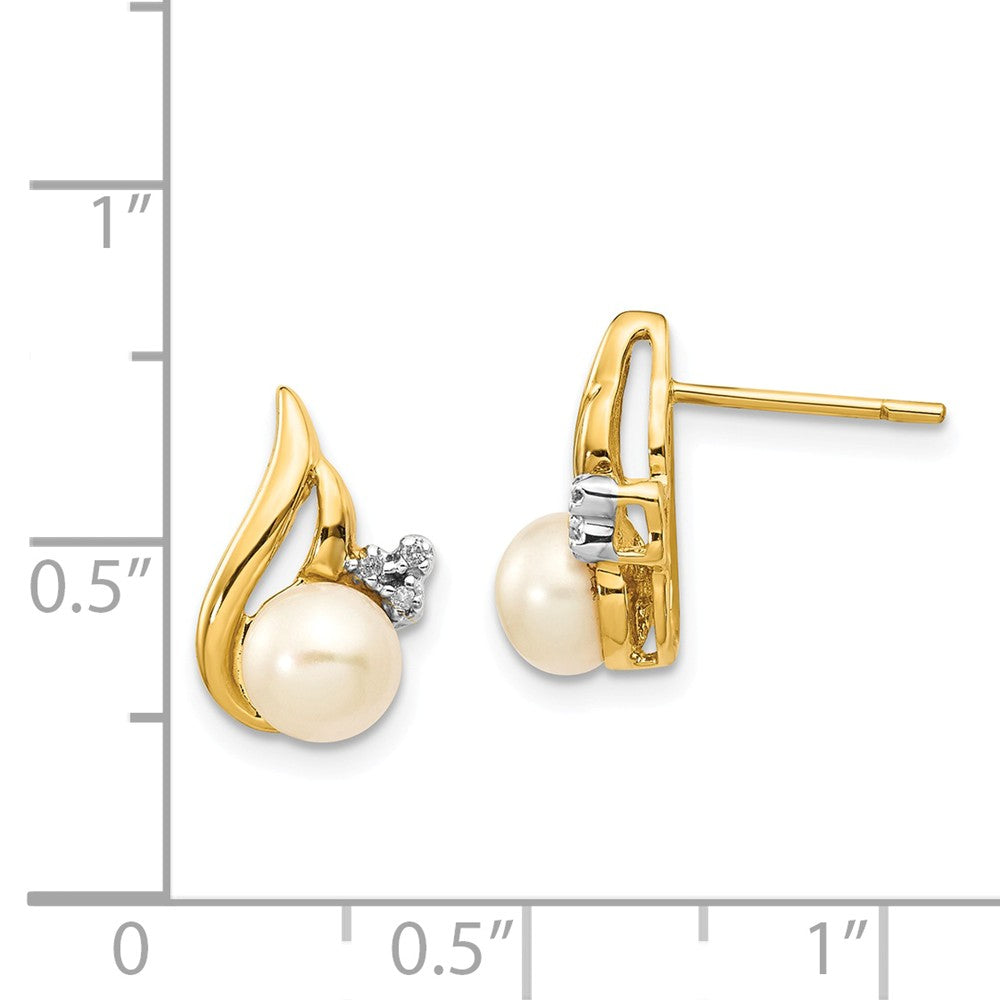 14k & Rhodium 5-6mm Button FWC Pearl .02ct Diamond Post Earrings