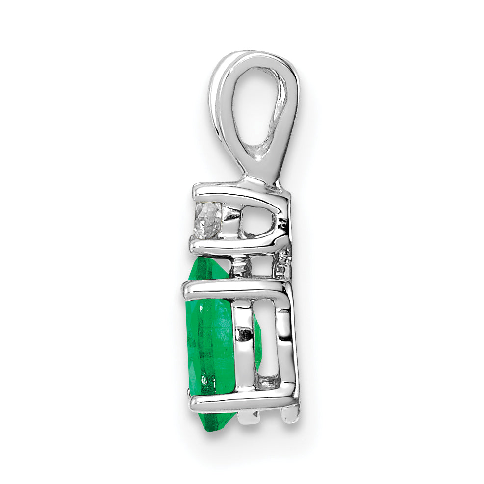 14k White Gold Emerald Diamond pendant Secondary image