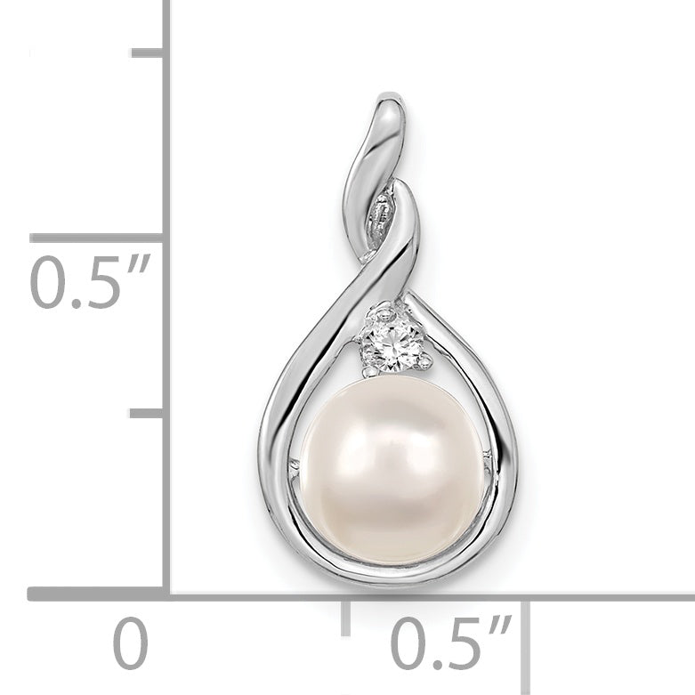 14k White Gold 7mm White Round FW Cultured Pearl & AA Diamond Pendant