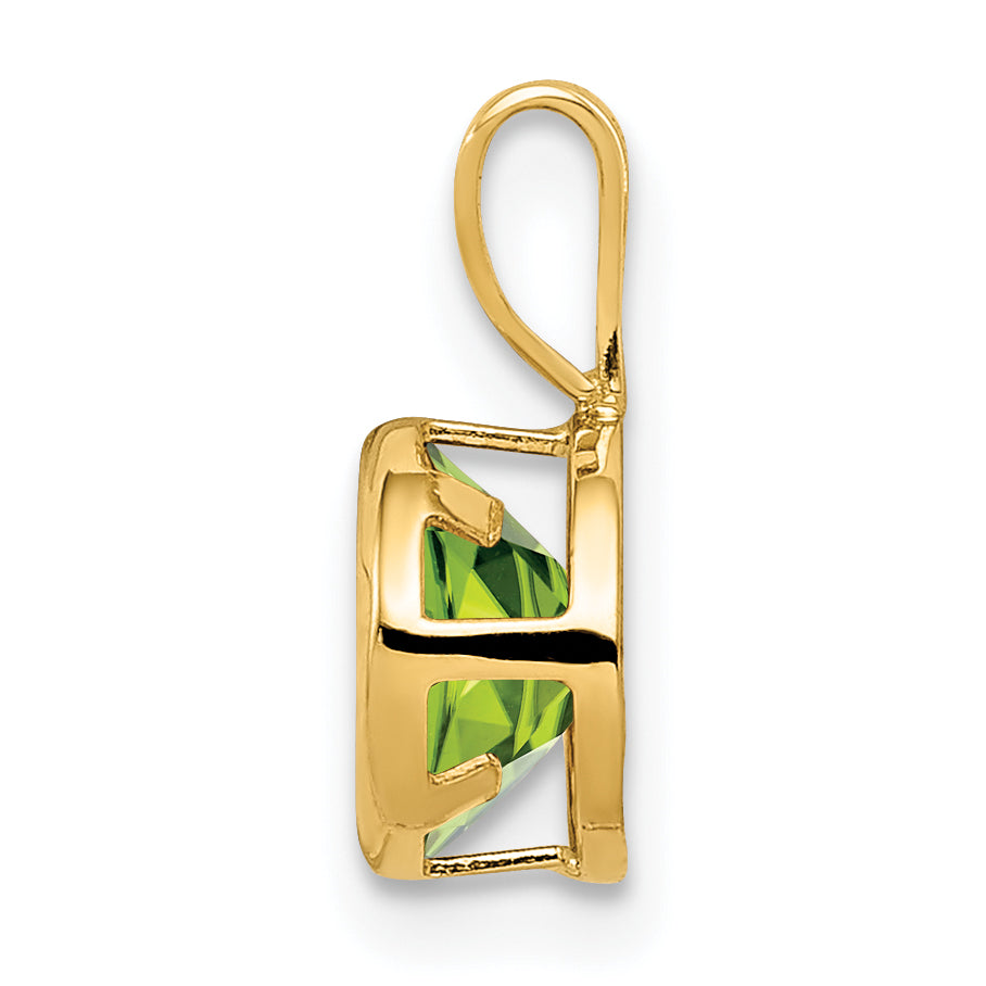 14K 6mm Peridot bezel pendant Secondary image