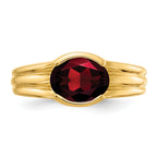 14k 8x6mm Oval Garnet ring