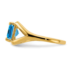 14k 9x7mm Emerald Cut Blue Topaz ring