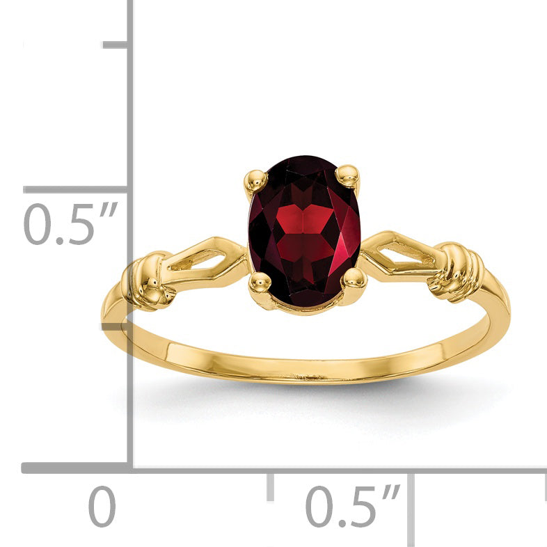 14k 7x5mm Oval Garnet ring Secondary image